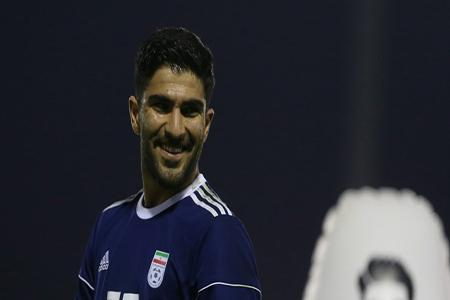 بچه عقاب همچنان می درخشد بچه عقاب همچنان می درخشد