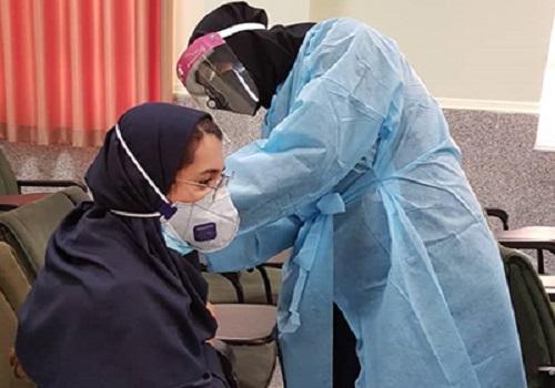 سومین مرحله طرح واکسیناسیون دانشجویان و اساتید دانشگاه علوم پزشکی بوشهر انجام شد