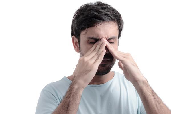 9 ترفند ساده برای درمان فوری گرفتگی بینی
