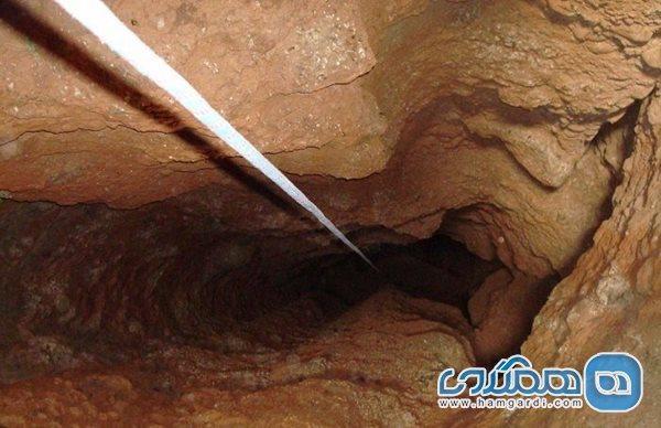 غار چاه برق یکی از جاذبه های طبیعی استان یزد به شمار می رود